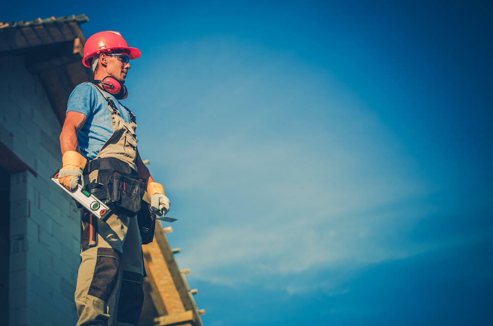 Responsabilité et obligations d'affichage sur le panneau de chantier