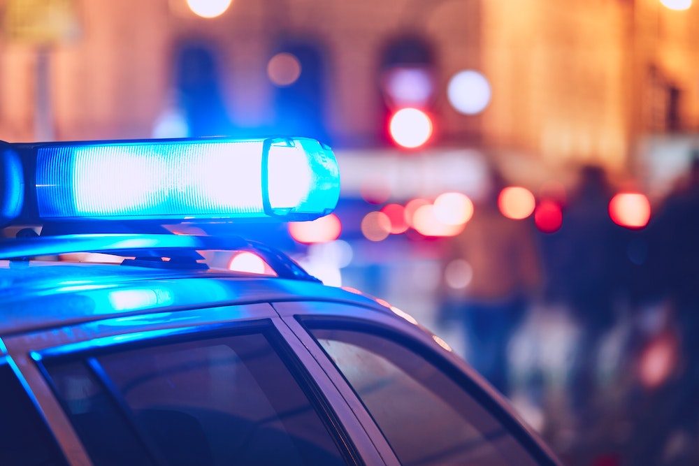 Porter plainte contre la police : comment procéder et quels sont vos droits ?