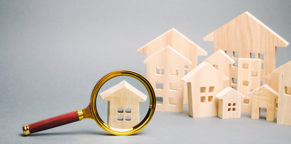 La loi Hoguet et l'estimation immobilière : comprendre les enjeux et les obligations légales