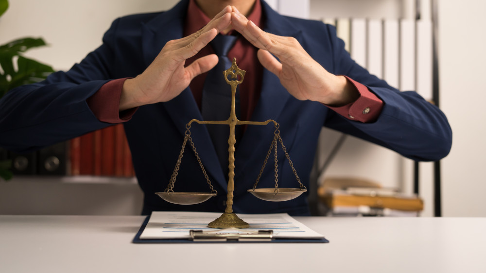 Force obligatoire du contrat : les enjeux et mécanismes juridiques à connaître
